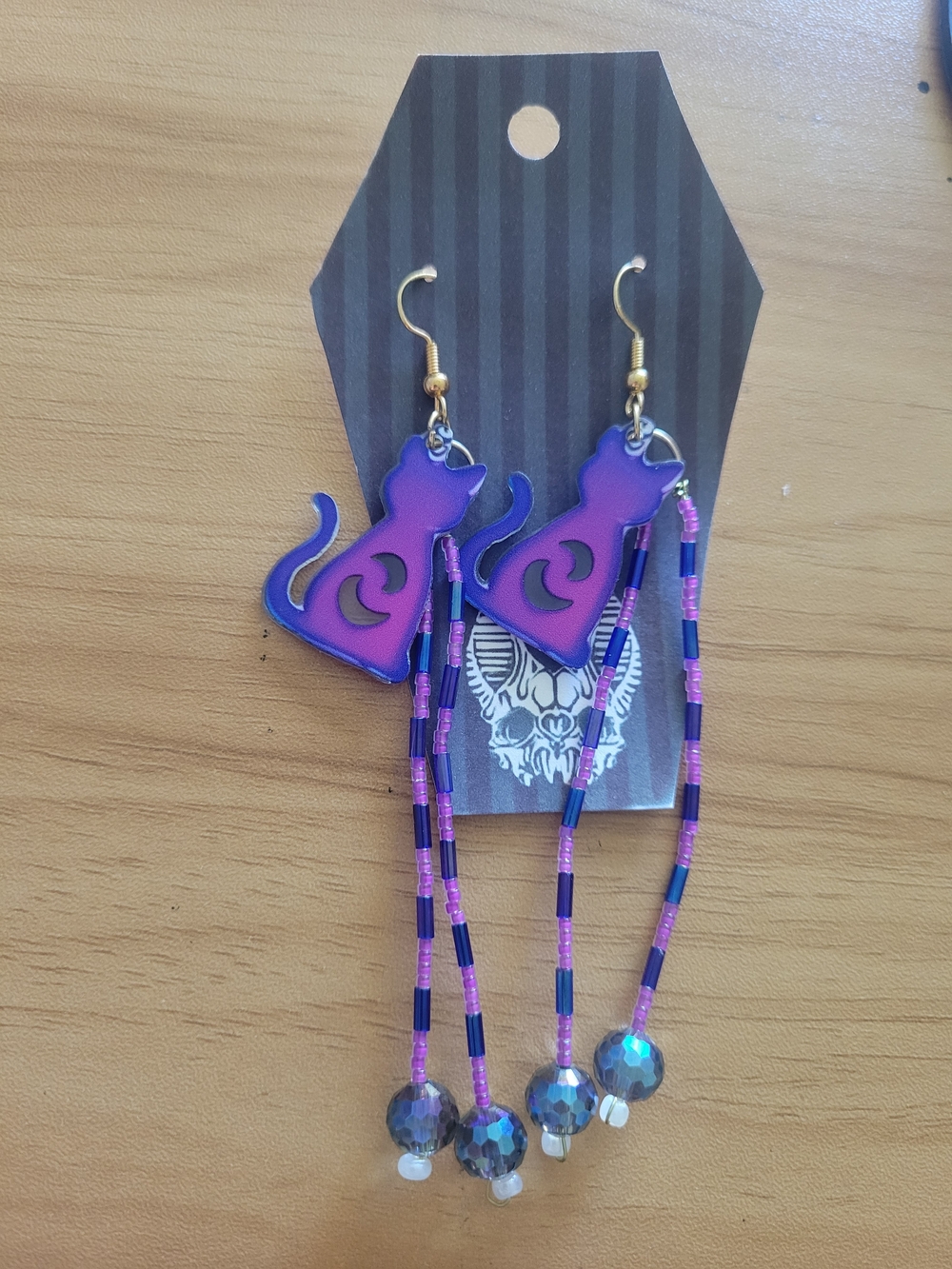 🧋NEW🧋Purple Cat Beaded Dangle Earrings - Unbranded